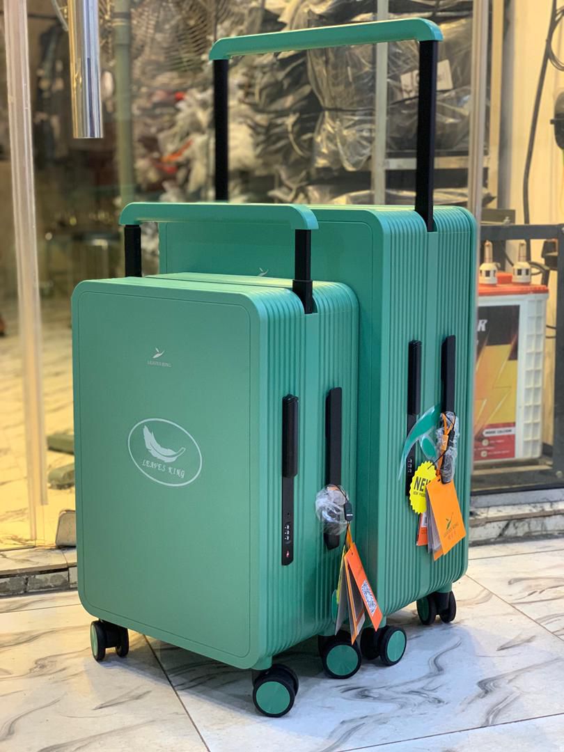 Leaves King Lxury Luggage